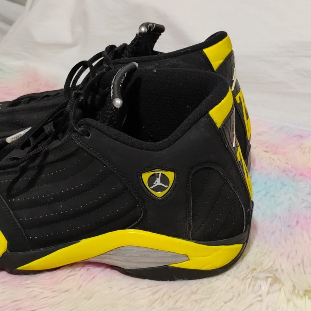 (X-106) SALE! Air Jordan 14 Retro Thunder Sneakers Sz.12 2014 See Pictures